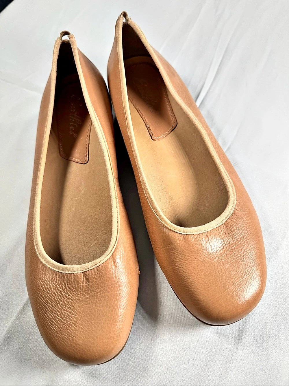 Earthies Ballet Flats in Brown